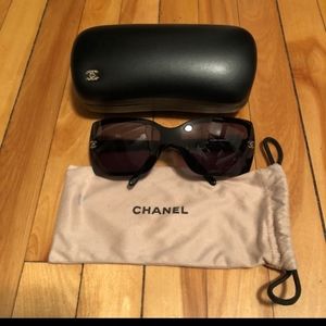 Chanel sunglasses in good condition